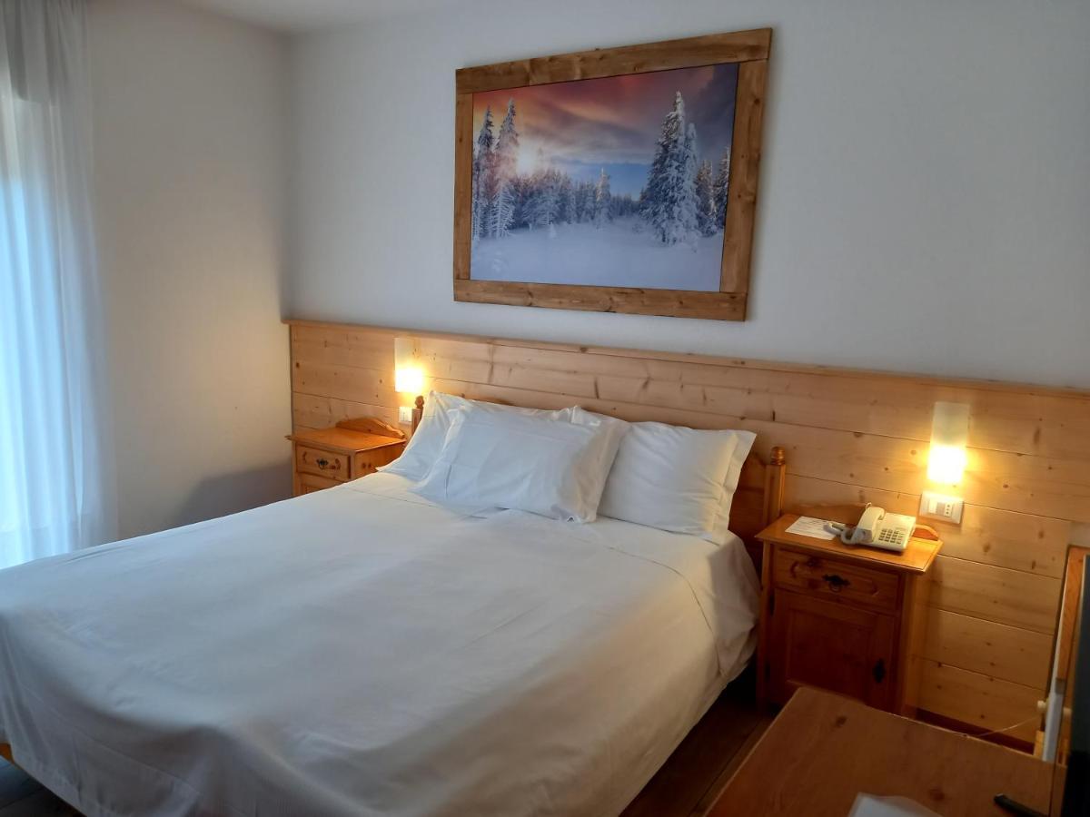 Albergo Scoiattolo Falcade Eksteriør bilde