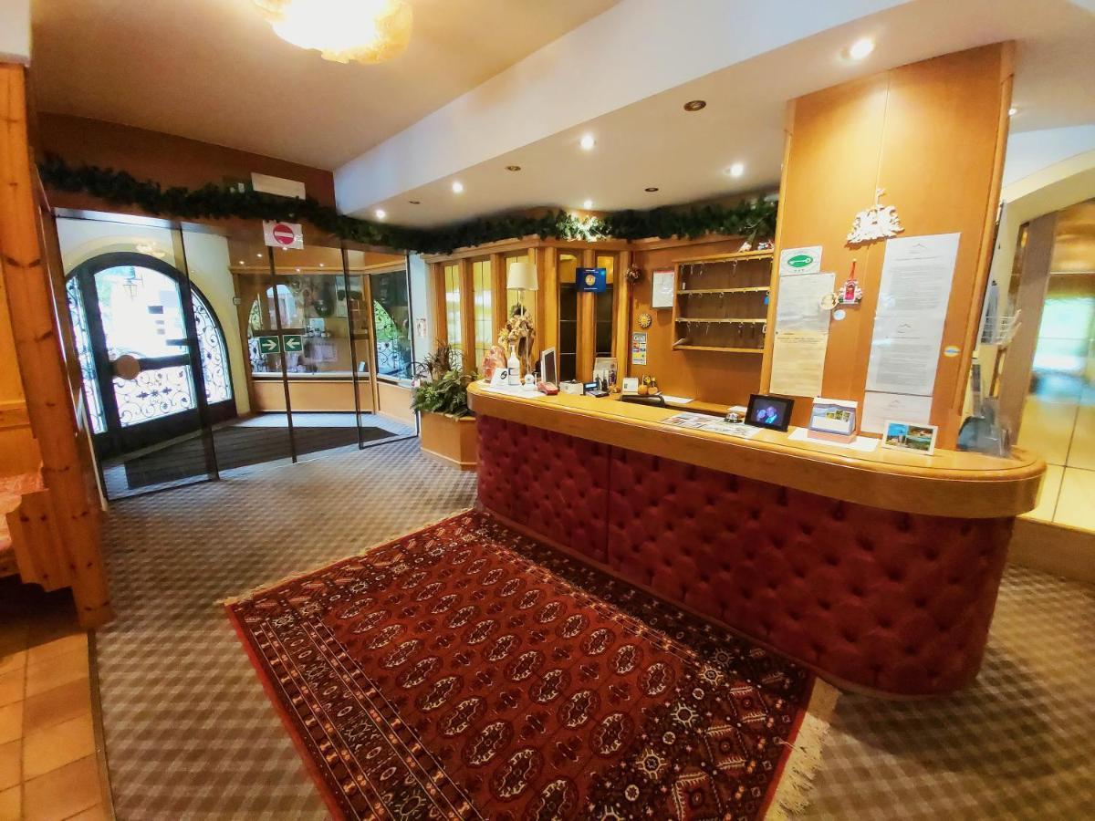 Albergo Scoiattolo Falcade Eksteriør bilde
